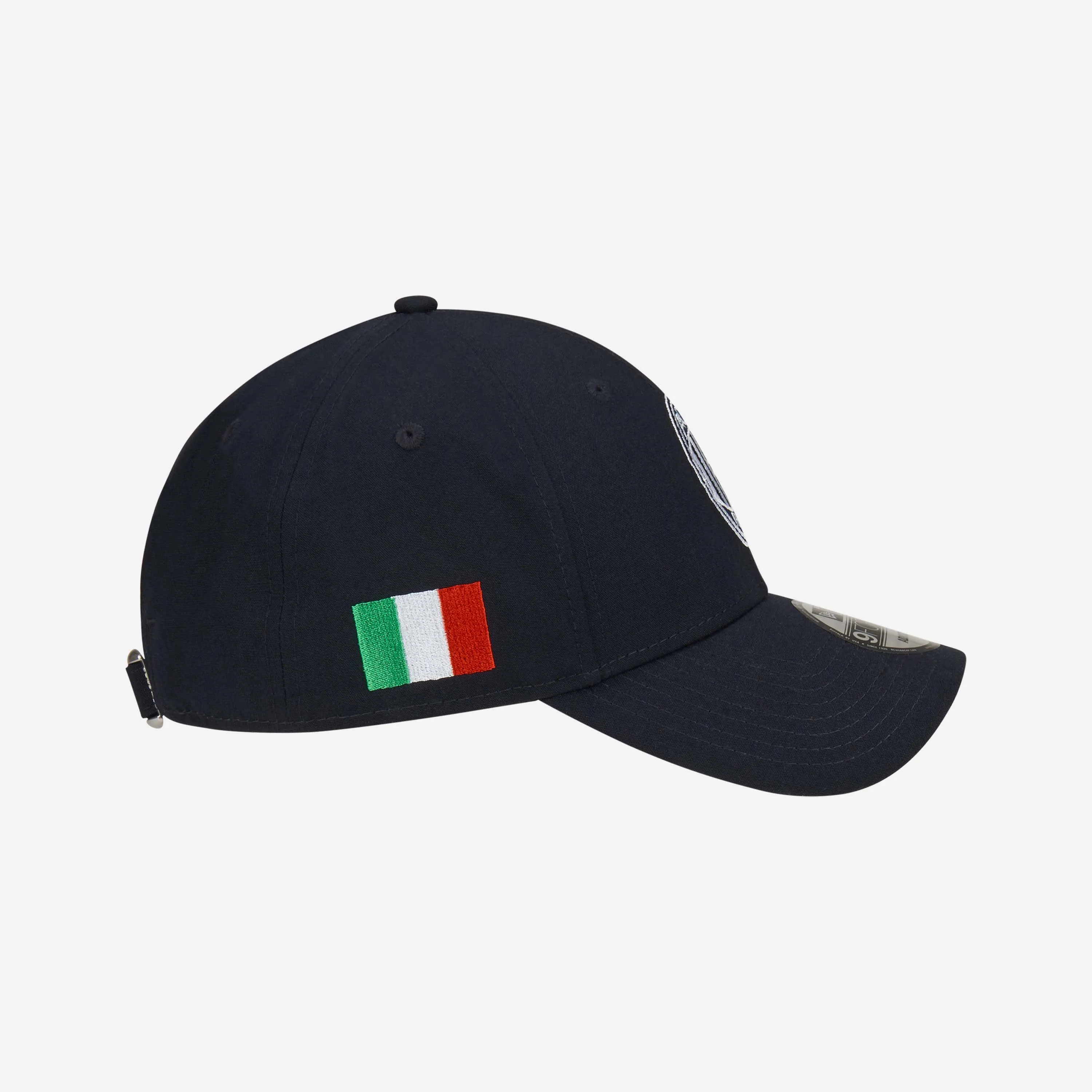 CAPPELLINO 9FORTY NEW ERA X AC MILAN CON BANDIERA ITALIA