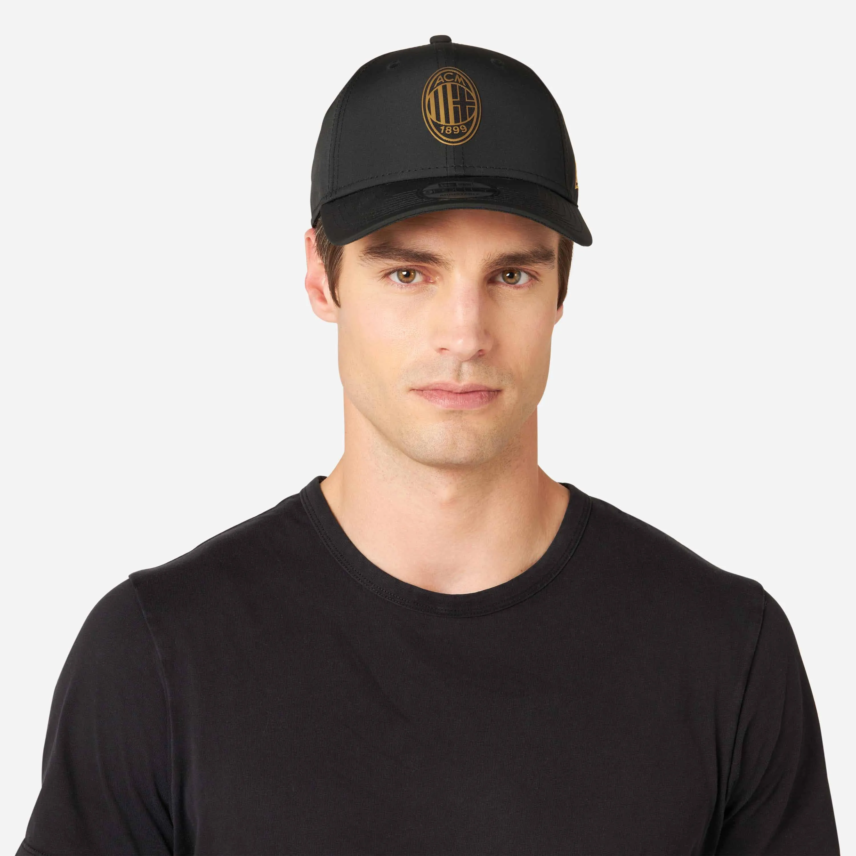 CAPPELLINO 9FORTY NEW ERA X AC MILAN CON LOGO