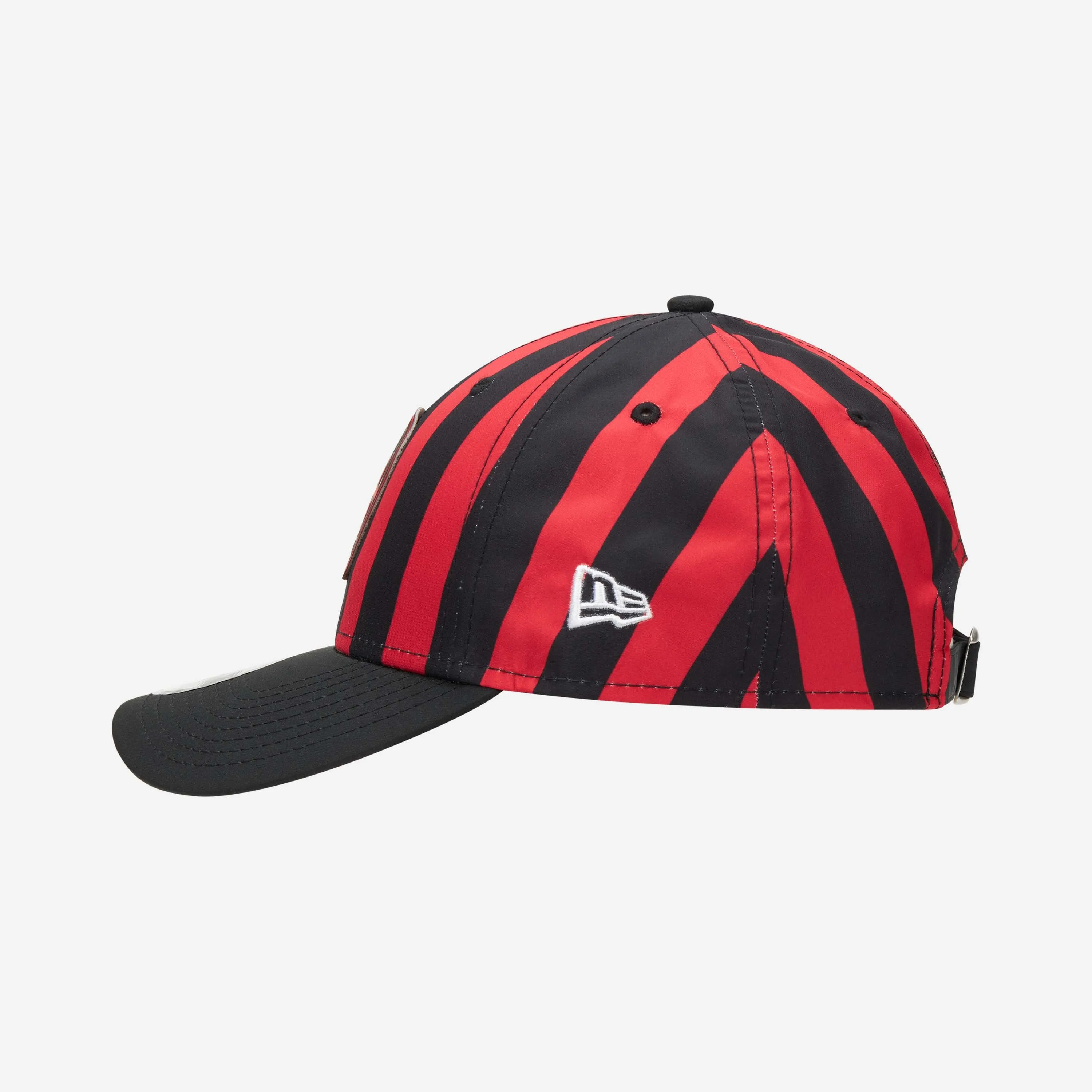 CAPPELLINO 9FORTY NEW ERA X AC MILAN ROSSONERO CON LOGO