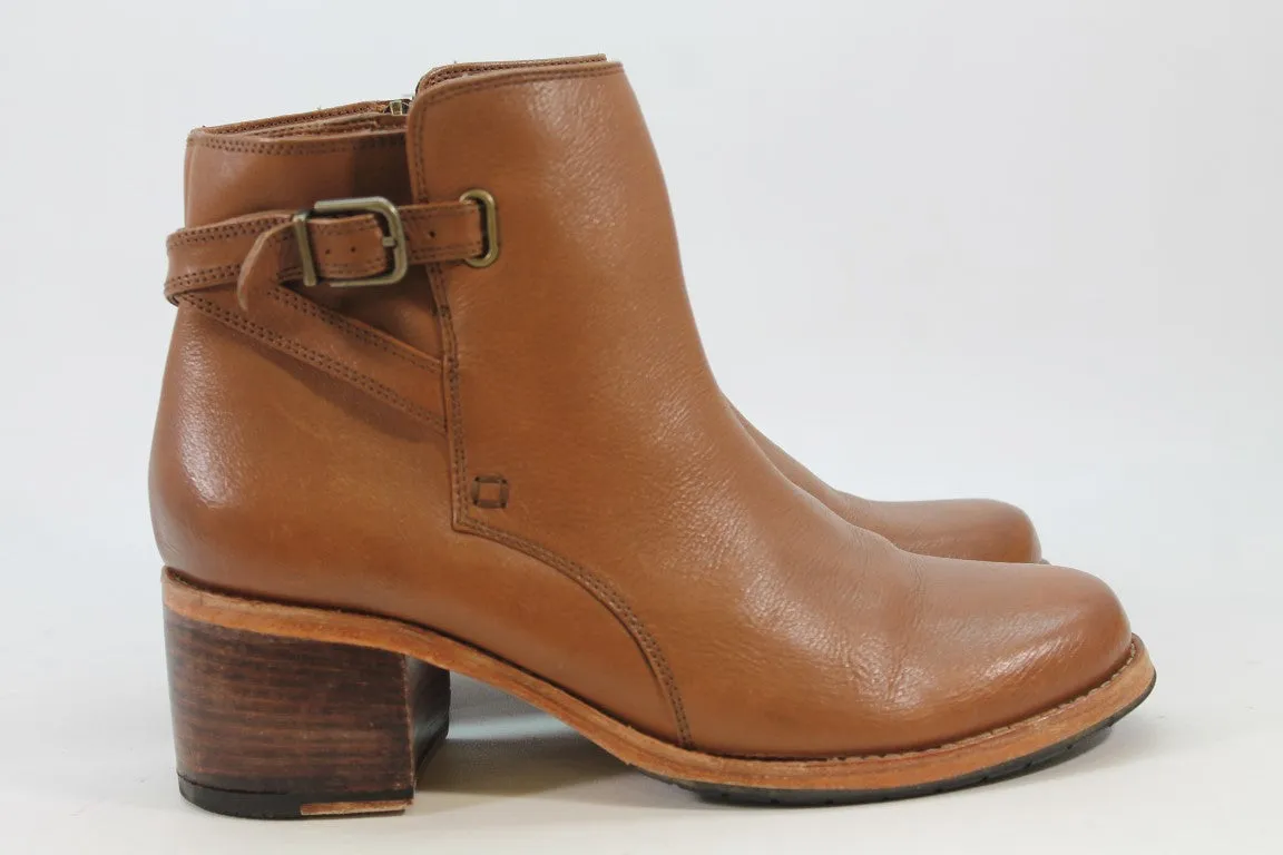 Clarks Clarkdale Jax Women's Cognac Boots 8.5M(ZAP14442)