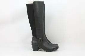 Clarks March 5 Womens Black Boots 5M(ZAP12699)