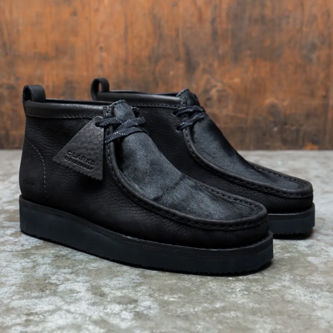 Clarks Men Wallabee Hike (black / black combi)