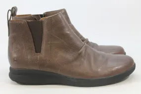 Clarks Un Adorn Women's Brown Boots 11N(ZAP13426)