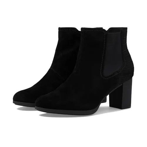 Clarks Women's Bayla Rose Boot Black Suede