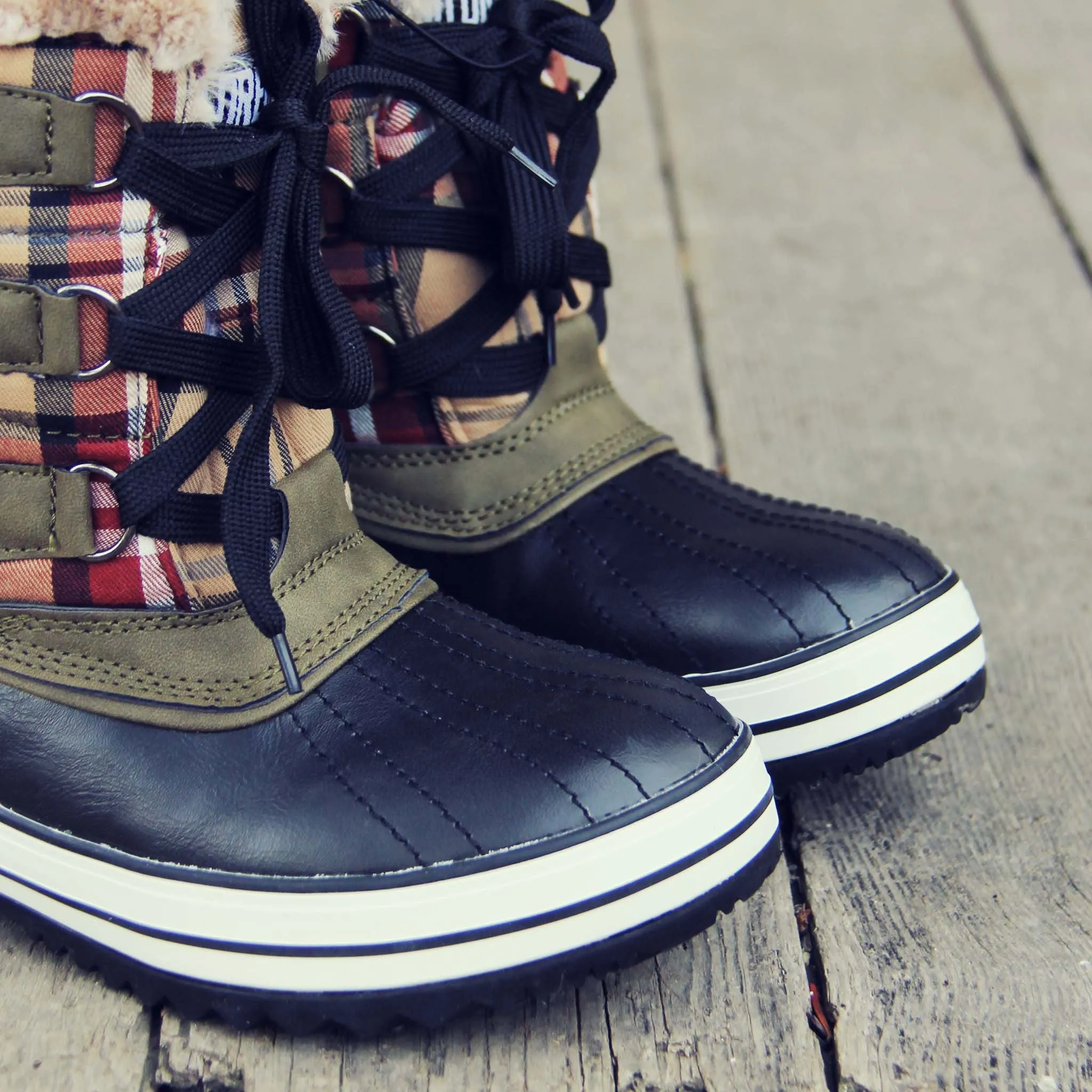 Eskimo Plaid Snow Boots