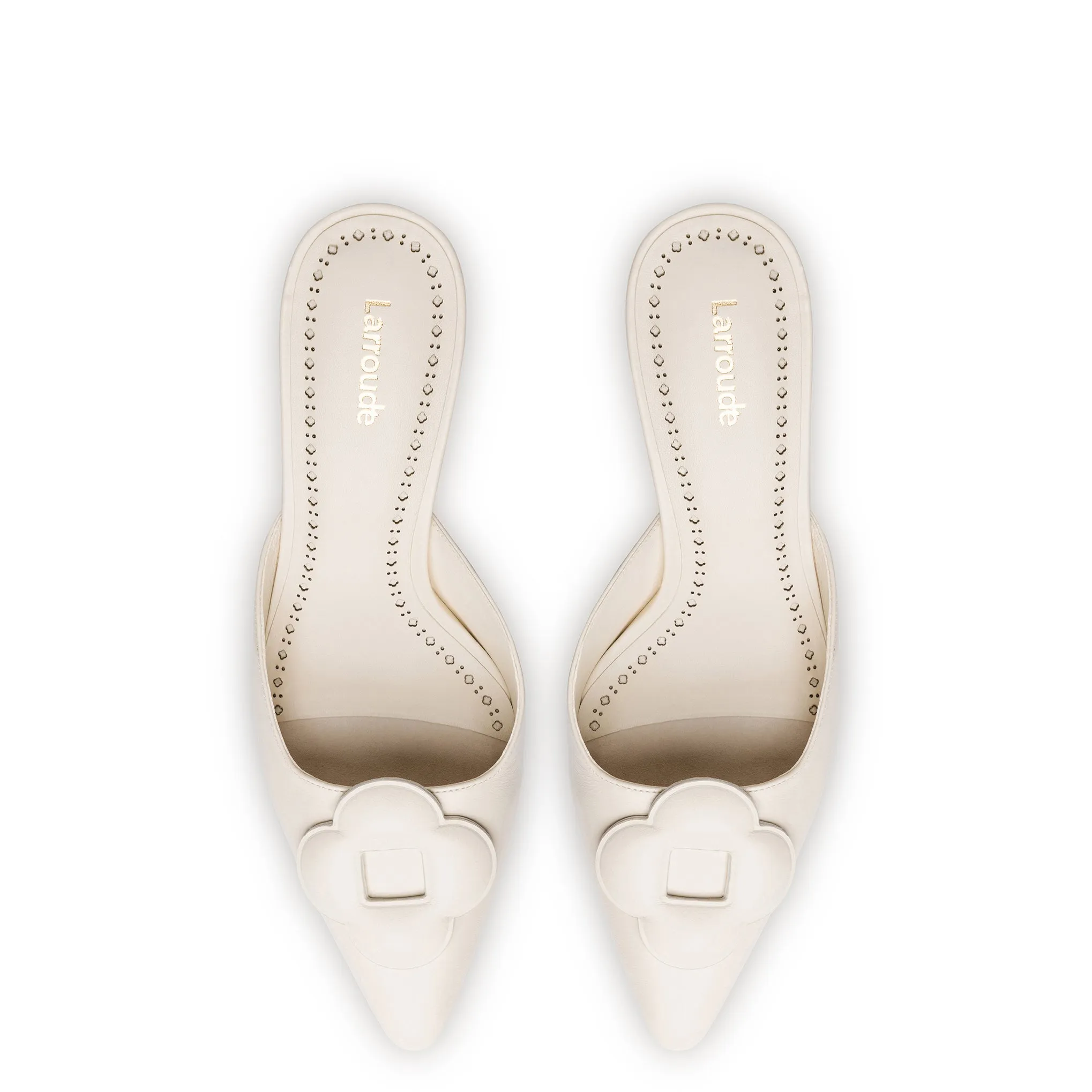 Flora Pump In Ivory Leather