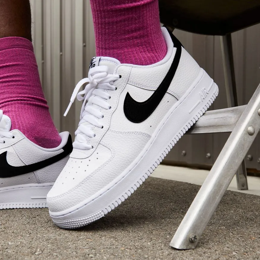 Men's Nike Air Force 1 '07 - WHITE/BLACK