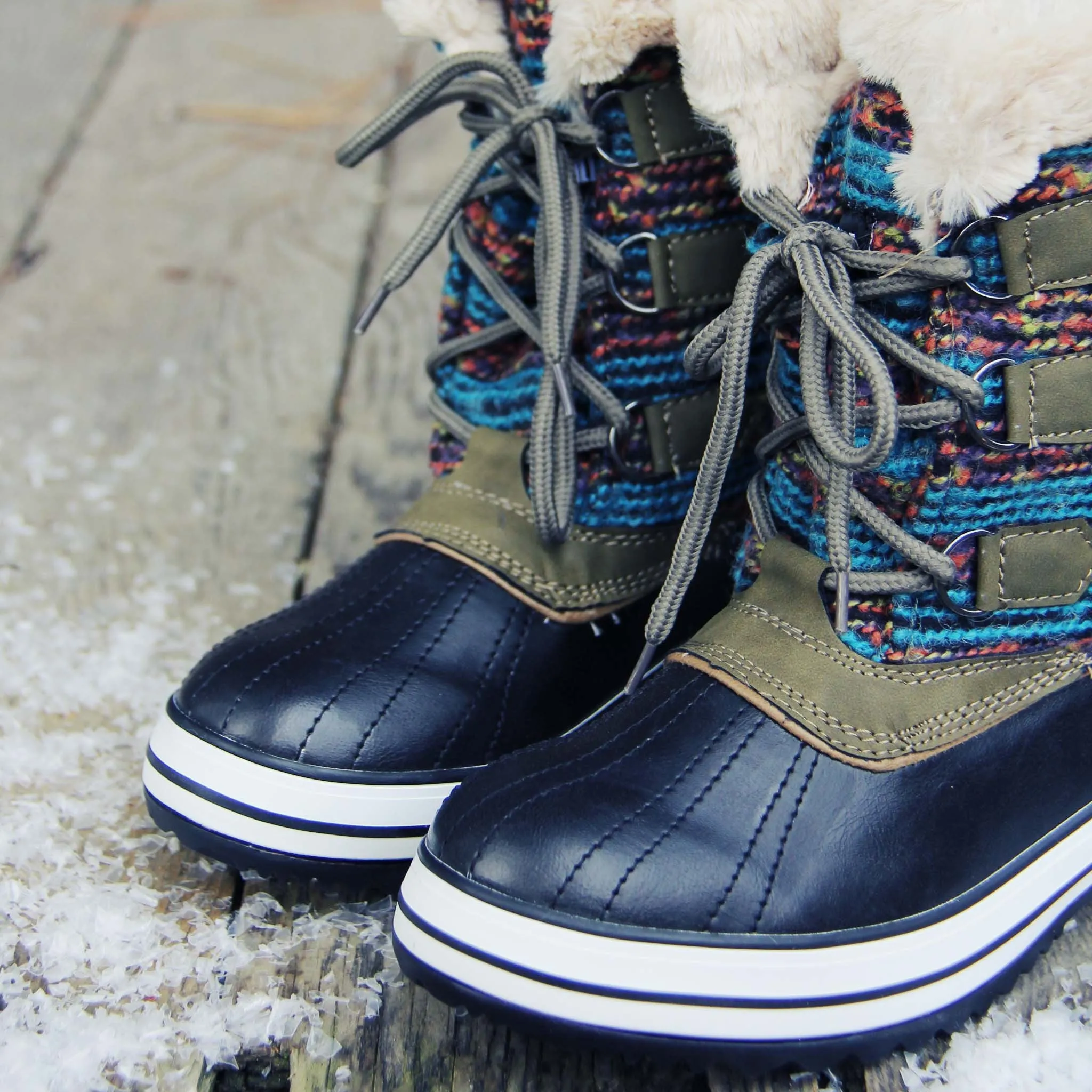 Northernly Sweater Snow Boots