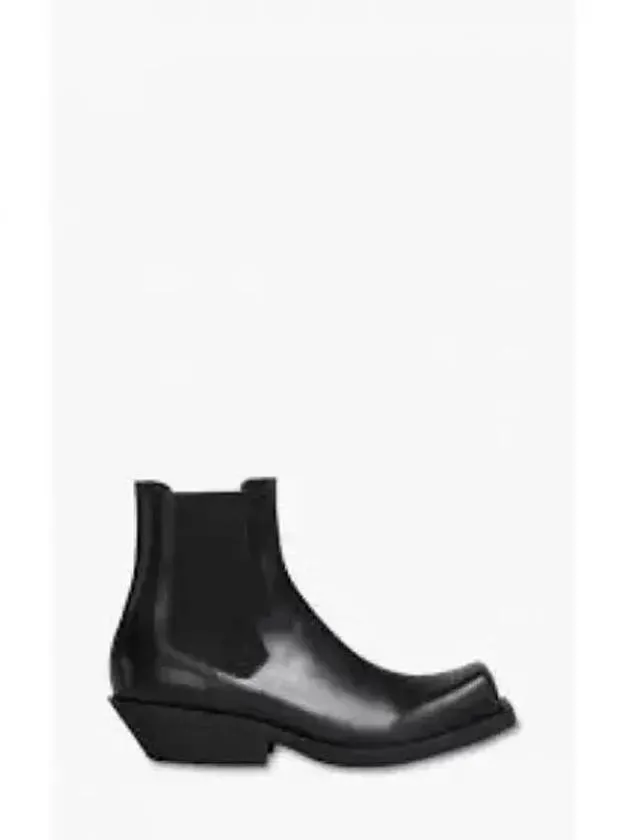 Square Toe Chelsea Boots Black