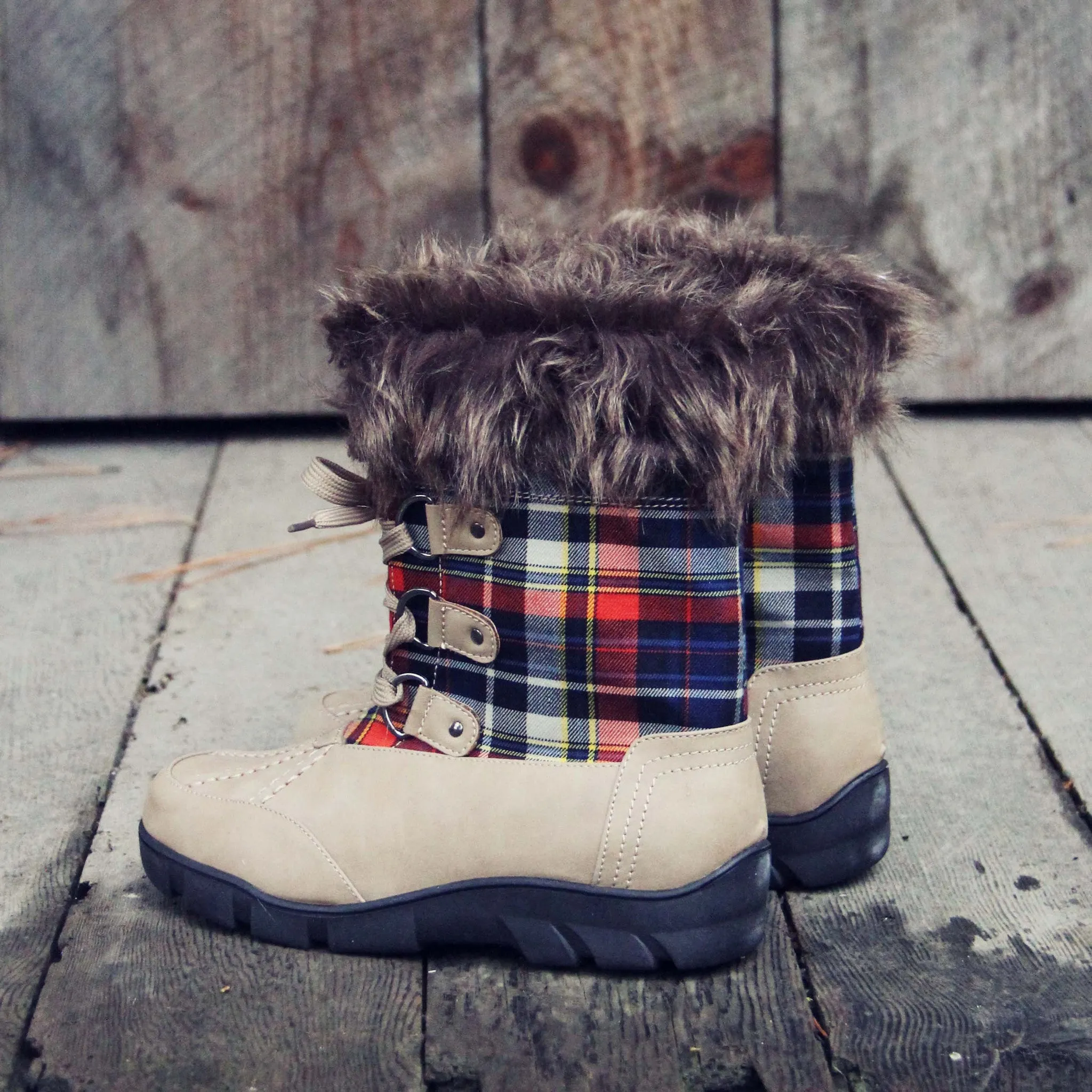 Tartan Flurries Snow Boots in Smoke