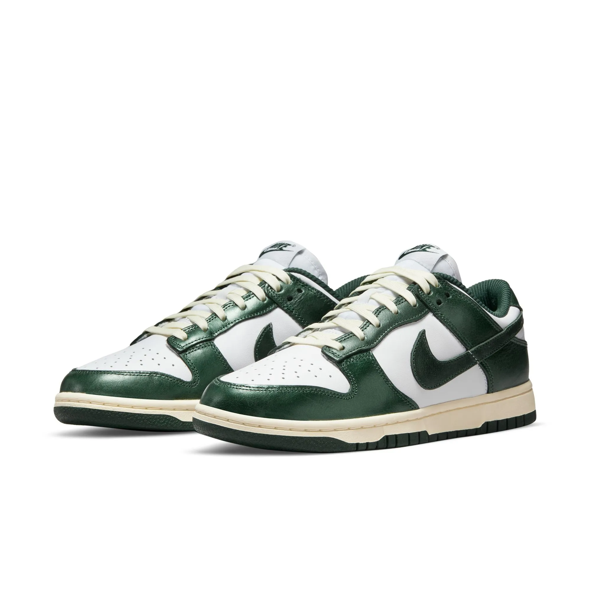 Women's Nike Dunk Low-WHITE/PRO GREEN-COCONUT MILK