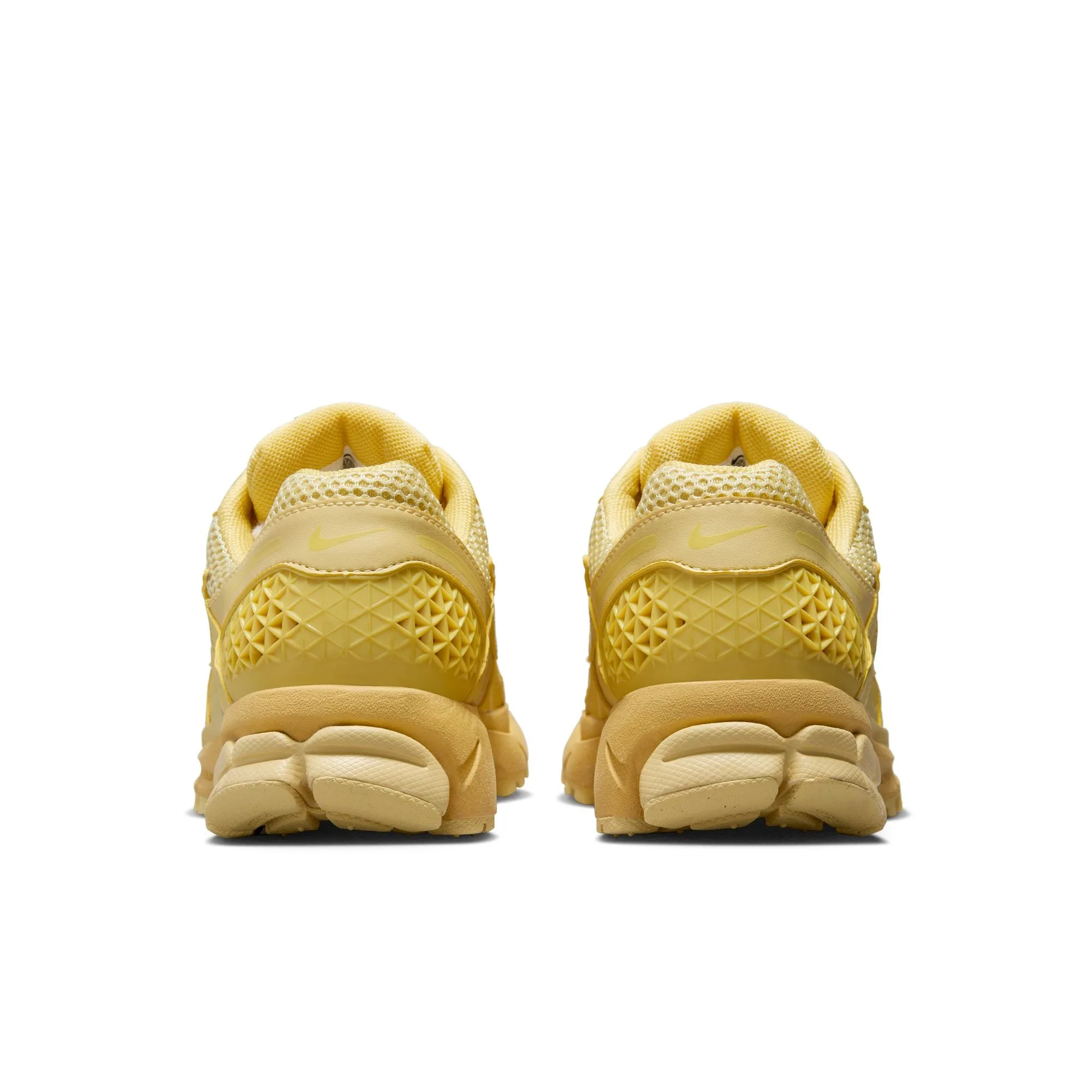 Women's Nike Zoom Vomero 5- SATURN GOLD/LEMON WASH